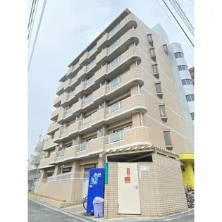 プリンスコート新高【6階】の外観