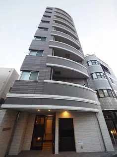 ナチュール天王寺【4階】の外観