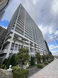 ルナタワー・ハリウッドプレイス【3階】の外観