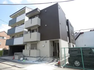 ウィズ鶴見【3階】の外観