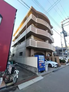 エステート藤久【3階】の外観