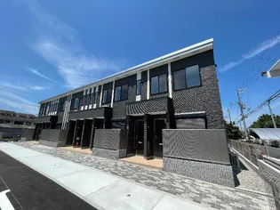 ストレリチア【2階】の外観