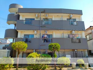 フルブルーム【2階】の外観