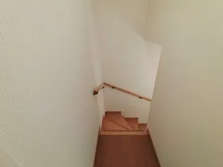 レオパレス教興寺【1階】の内装