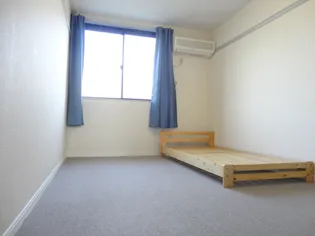 レオパレス教興寺【1階】の居間