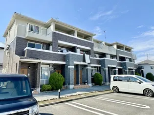 ラ・フローレンス【1階】の外観