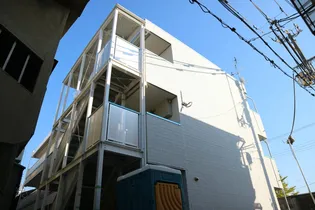 リブリ・カドマ【3階】の外観