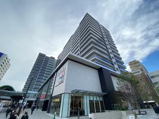 プラウド阪急塚口駅前【9階】の外観