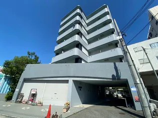 ライズィングサン【2階】の外観