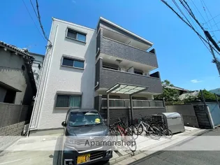 セレニティ松原【3階】の外観