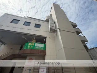 ウィズユー【3階】の外観