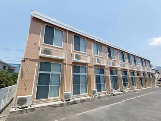 レオパレスピーチ【2階】の外観