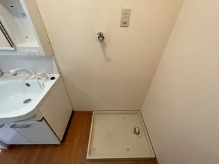 AMOUR ASABU【2階】の内装