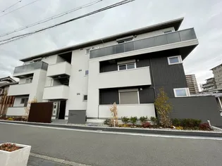 コルヌコピア【102号室号室】の外観