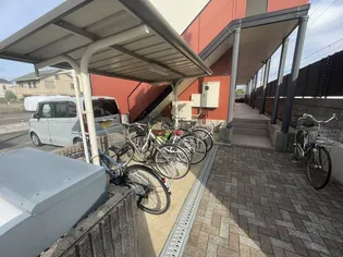 AMOUR ASABU【2階】の内装