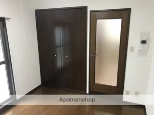 シャルマンフジ西宮参番館【1階】の居間