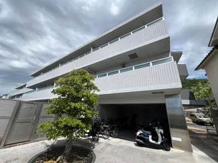 ヌカタコルンイースト【3階】の外観