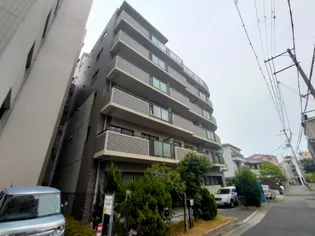 シャトレ鳴尾【2階】の外観