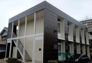 レオパレス花つるみ【2階】の外観