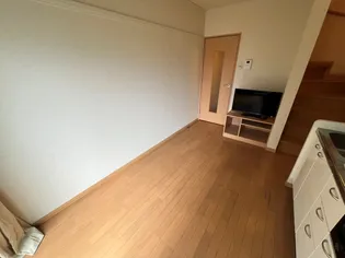 レオパレスそれいゆ北本町【1階】の内装