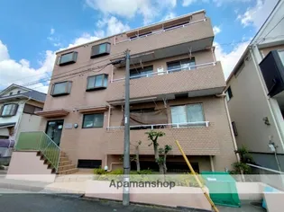 甲東イーストマンション【1階】の外観