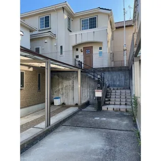 大阪府茨木市北春日丘2丁目【一戸建】の外観