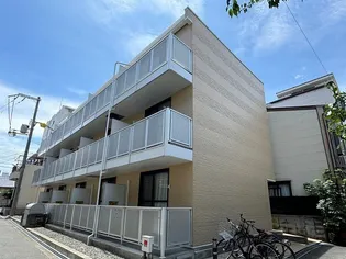 レオパレスナカモト【3階】の外観