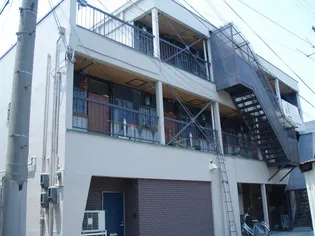 鈴木マンション【202号室】の外観