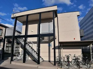 レオパレスポアロ【2階】の外観