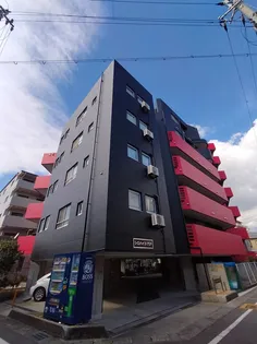 シロハイヌ門戸【1階】の外観