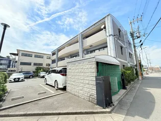 ローズプレイスヨシタ【3階】の外観