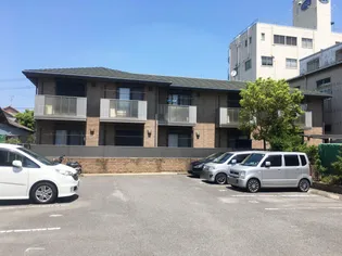 メゾン ドゥ ファミーユの画像