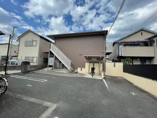 ユニヴェール【201号室号室】の外観