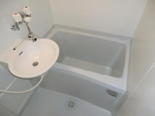 レオパレスウエストリバー【2階】の風呂