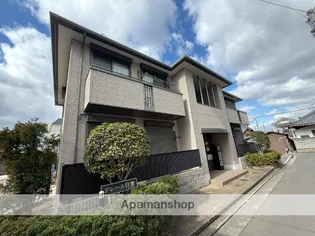 グレース日置の画像