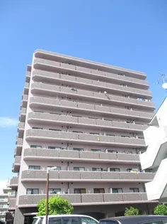 ロイヤルクレスト【3階】の外観