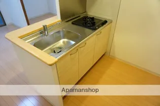 プラチナコート【7階】のキッチン