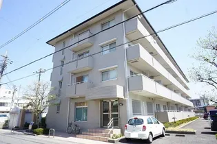 マンショングランドモナーク【4階】の外観