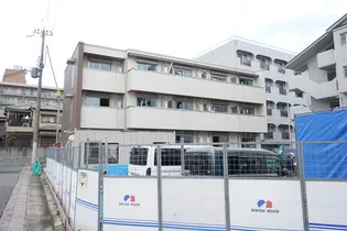 シャーメゾン新中条の画像