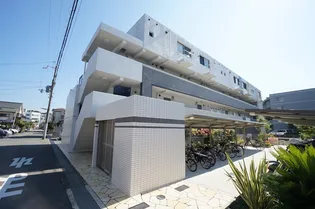 カルム名神【3階】の外観