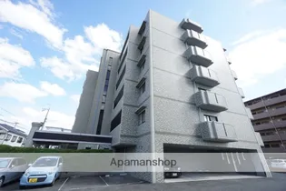 プラクミニエⅠの画像