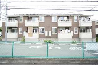 ヴィラ カレント ウエスト【1階】の外観