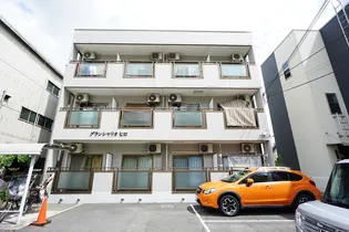 グランシャリオ ヒロの画像