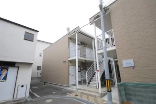 レオパレスクレエ豊中【203号室】の外観