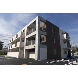 グローリーパレス中山【1階】の外観