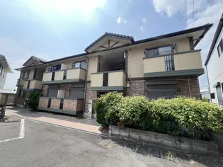 シルクコートA棟【1階】の外観