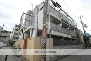 トラッディハウス服部【302号室】の外観