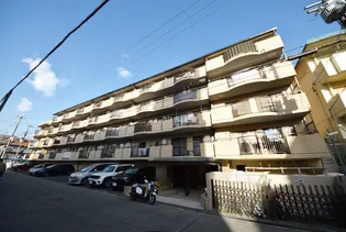 サンフラッツ南桜塚【4階】の外観