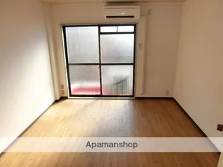 メゾンエトワール【2階】の居間