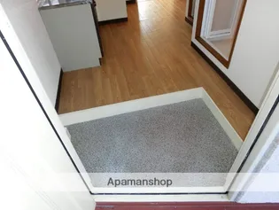 メゾンエトワール【2階】の玄関